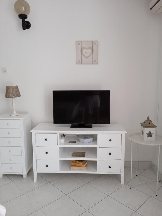 Apartmani More Комарна Экстерьер фото